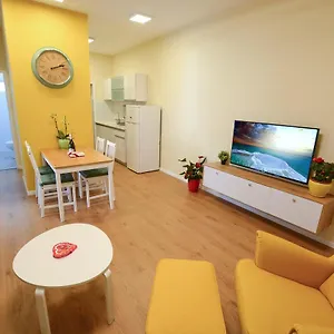 מלון דירות רוטשילד סוויטות יוקרה, חיפה